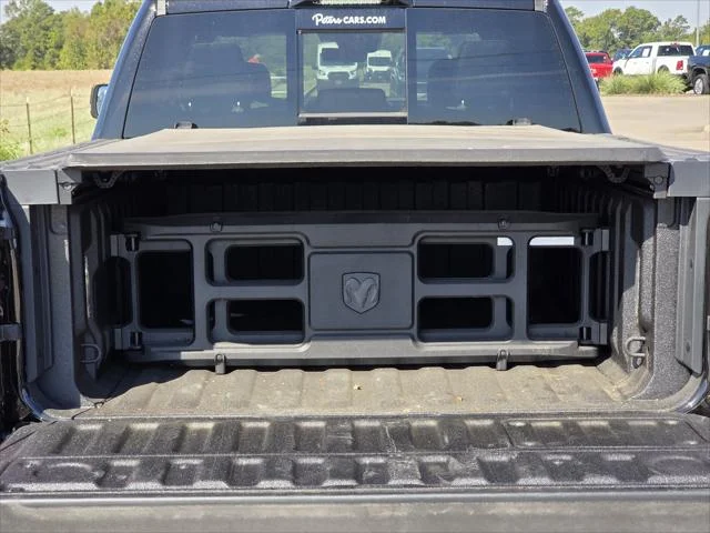 New 2026 Diamond Black Crystal Pearl-Coat Exterior Paint RAM Limited image 6