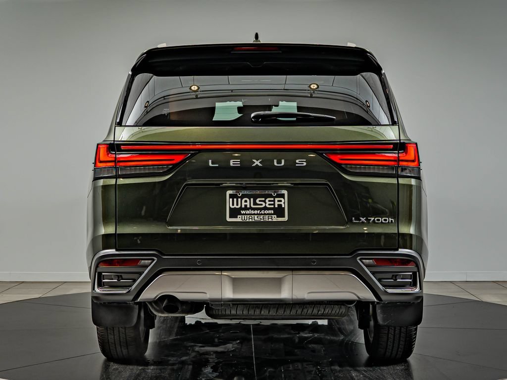 New 2025 Nori Green Pearl Lexus 700h Ultra Luxury image 6