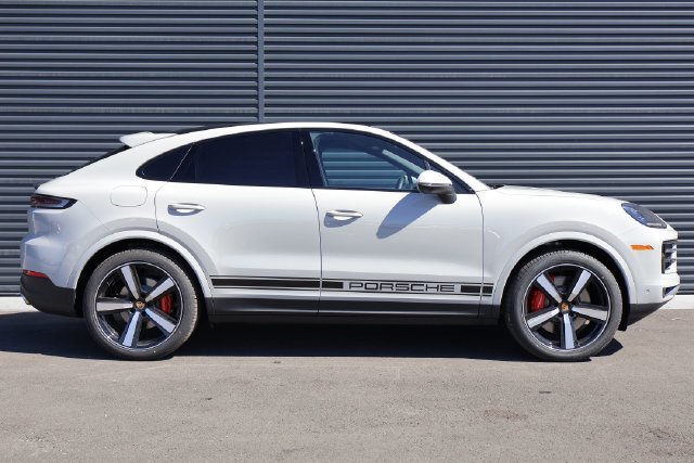 Used 2026 Chalk Porsche S image 8