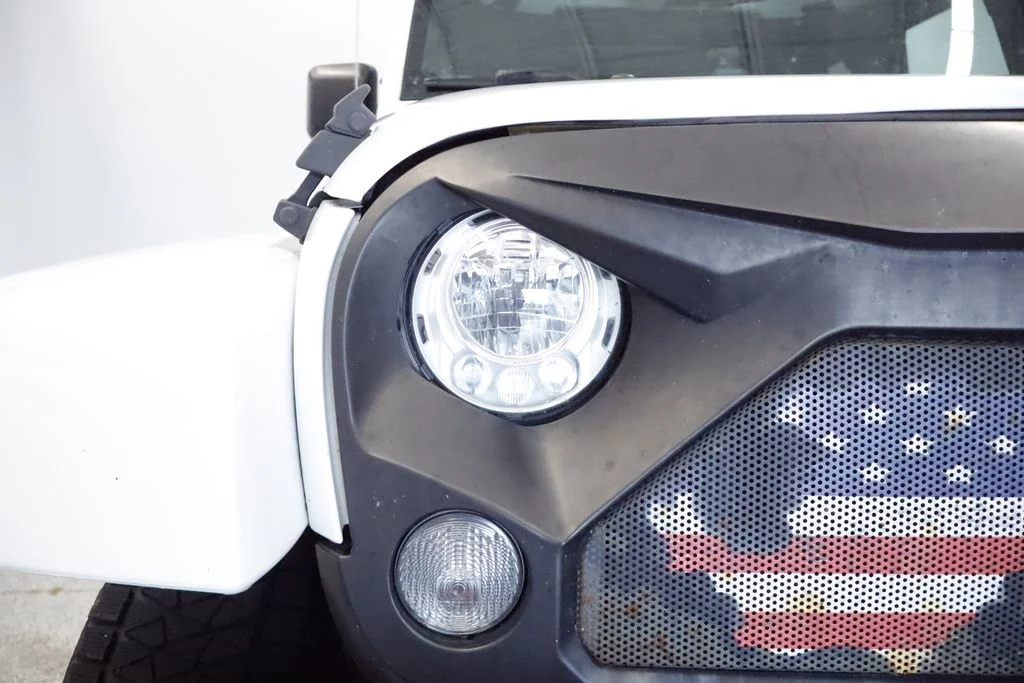 Certified Used 2017 White Jeep Unlimited Sahara image 12