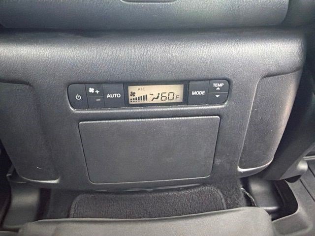 Used 2022 Gun Metallic Nissan SL image 31