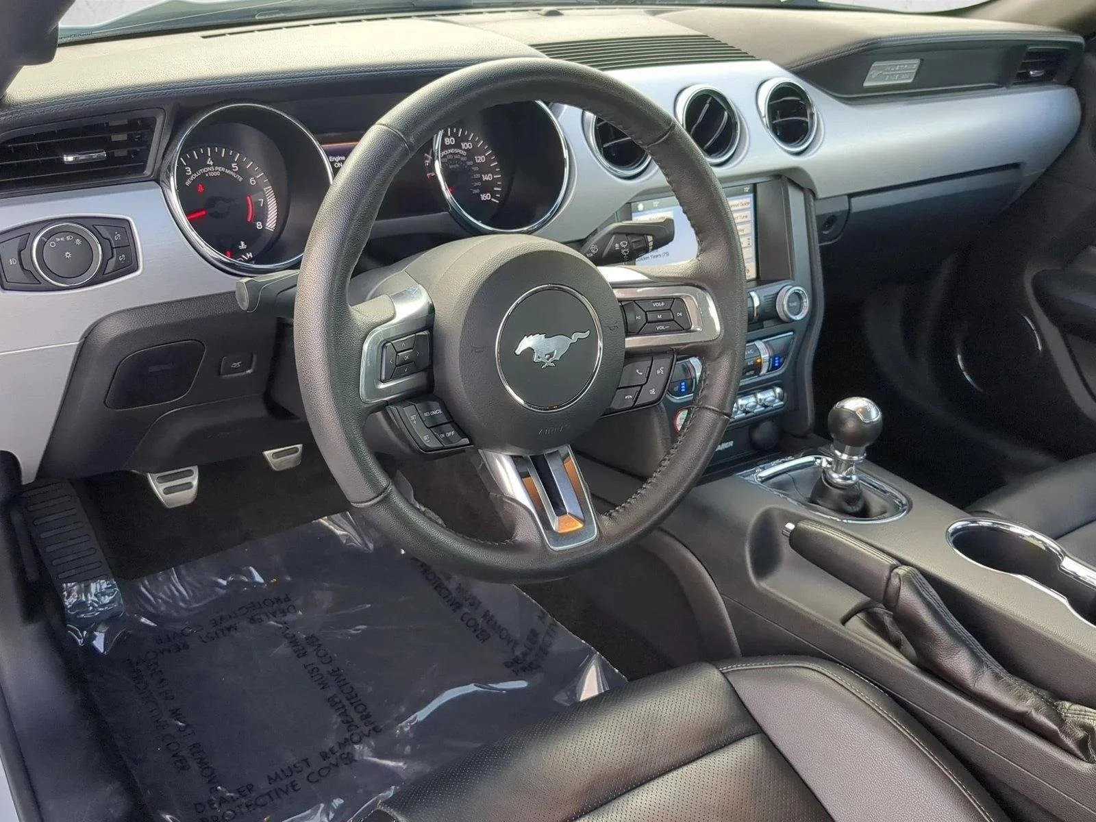 Used 2016 Oxford White Ford GT Premium image 17