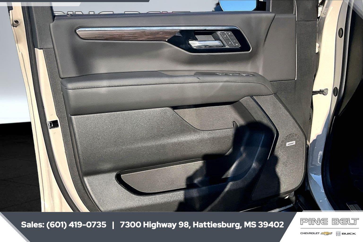 2027 Chevrolet Tahoe Z71 - Photo 17
