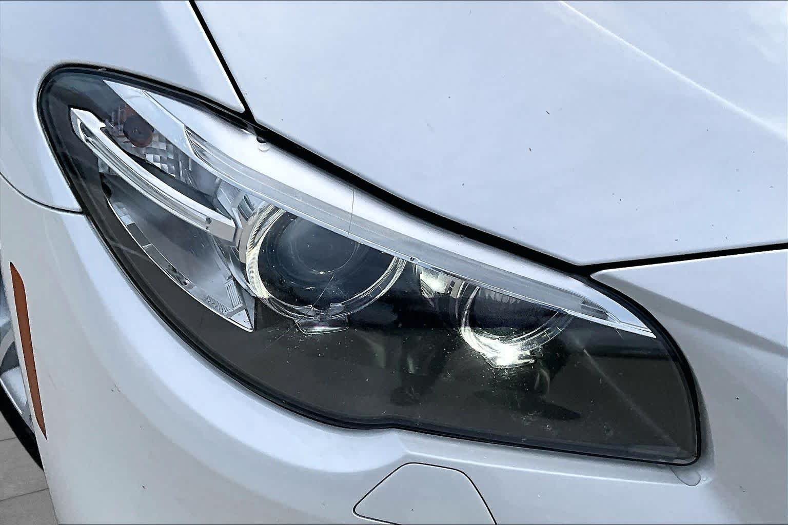 Used 2016 Mineral White Metallic BMW 535i image 27