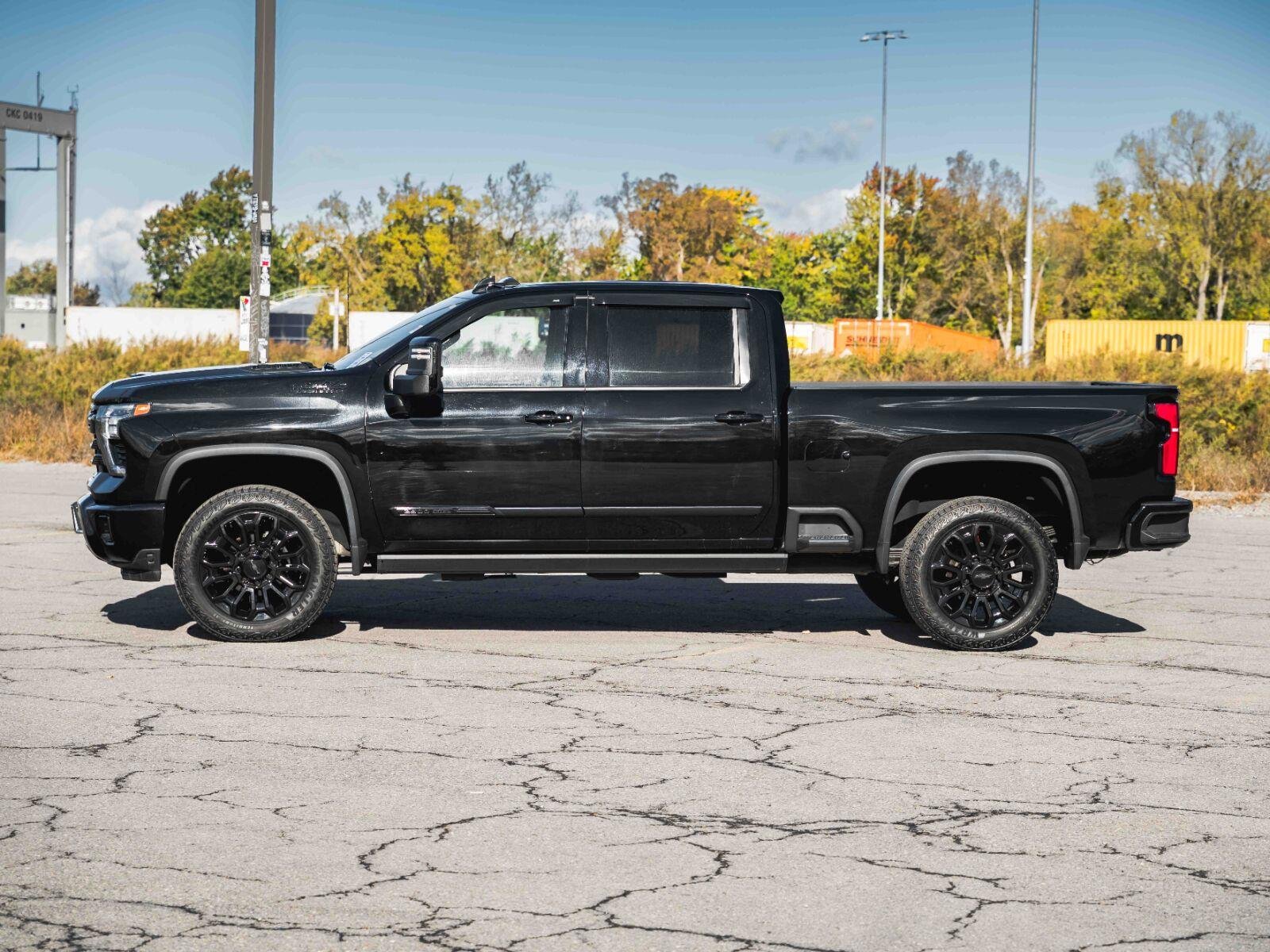 Used 2026 Black Chevrolet High Country image 4
