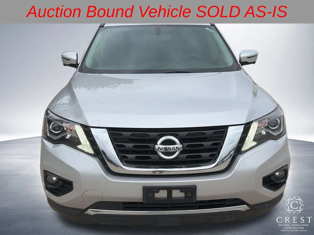 Used 2018 Brilliant Silver Nissan Platinum image 2