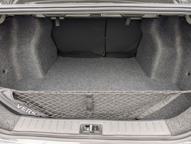 2025 Nissan Versa Sedan SV - Photo 25