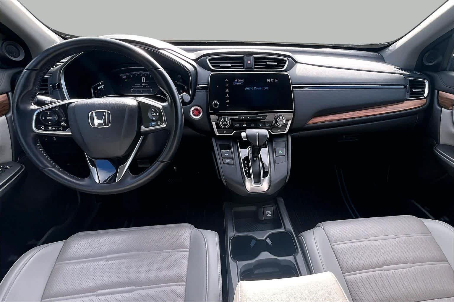 Used 2018 Gunmetal Metallic Honda Touring image 16
