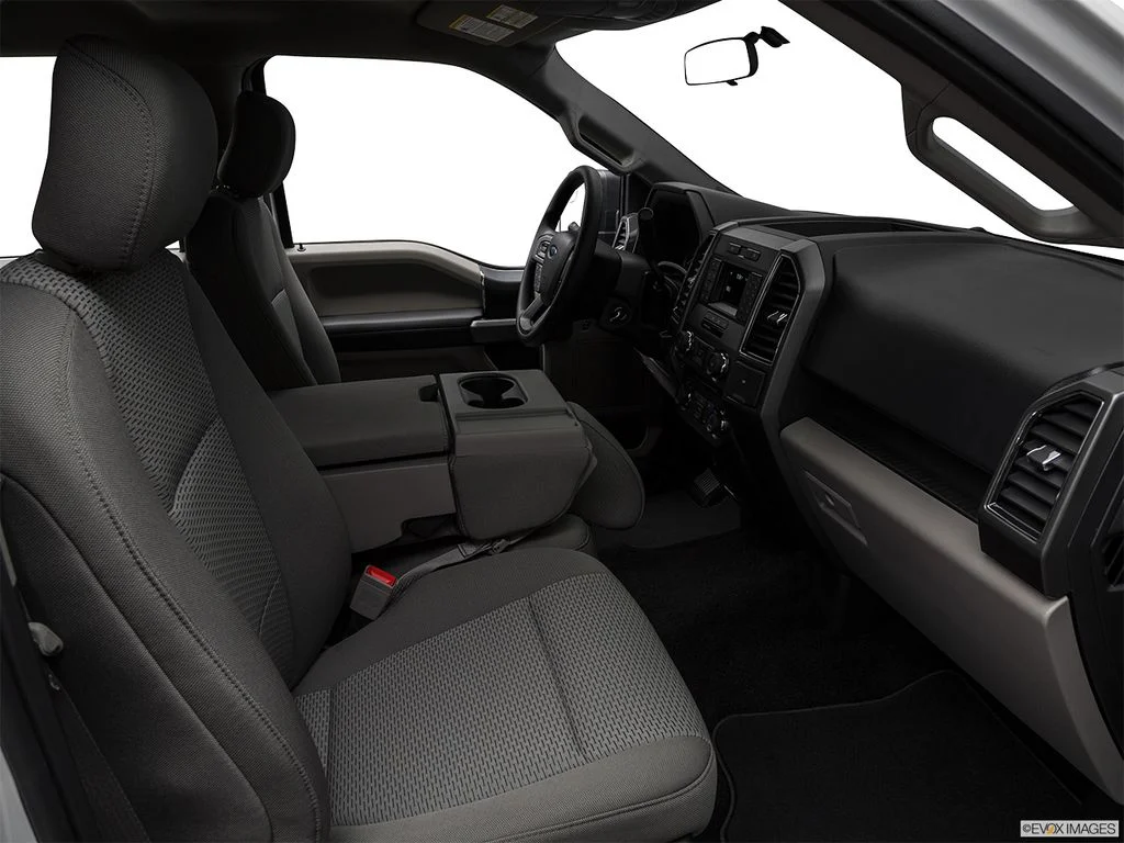 Used 2018 Red Ford XLT image 9