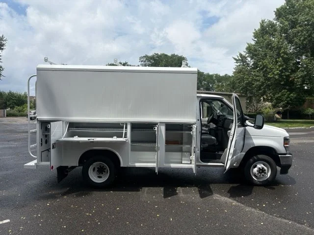 2026 Ford E-Series Cutaway Base - Photo 18