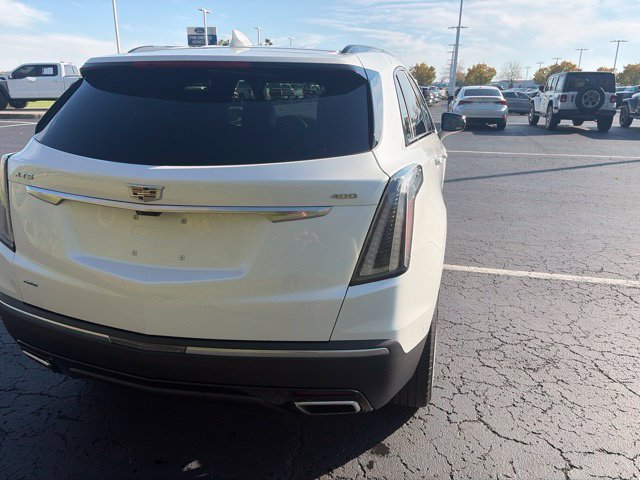 Used 2021 Crystal White Tri-Coat Cadillac Sport image 12