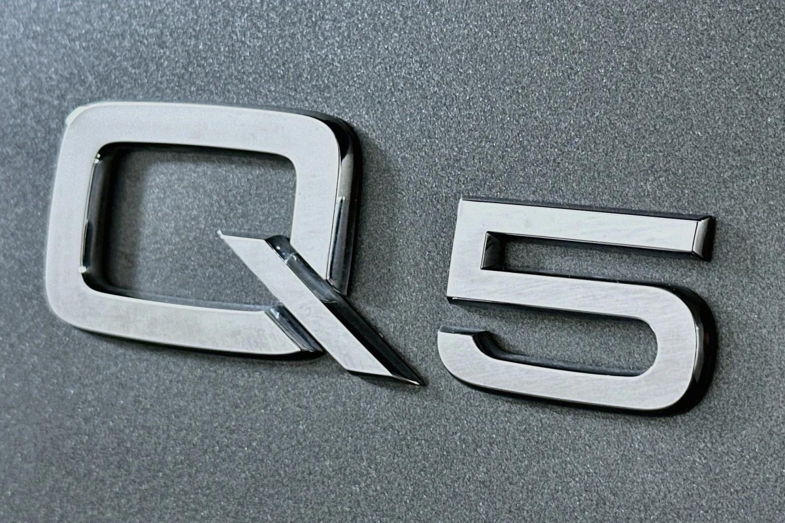Used 2023 Daytona Gray Pearl Effect Audi S line Prestige image 10