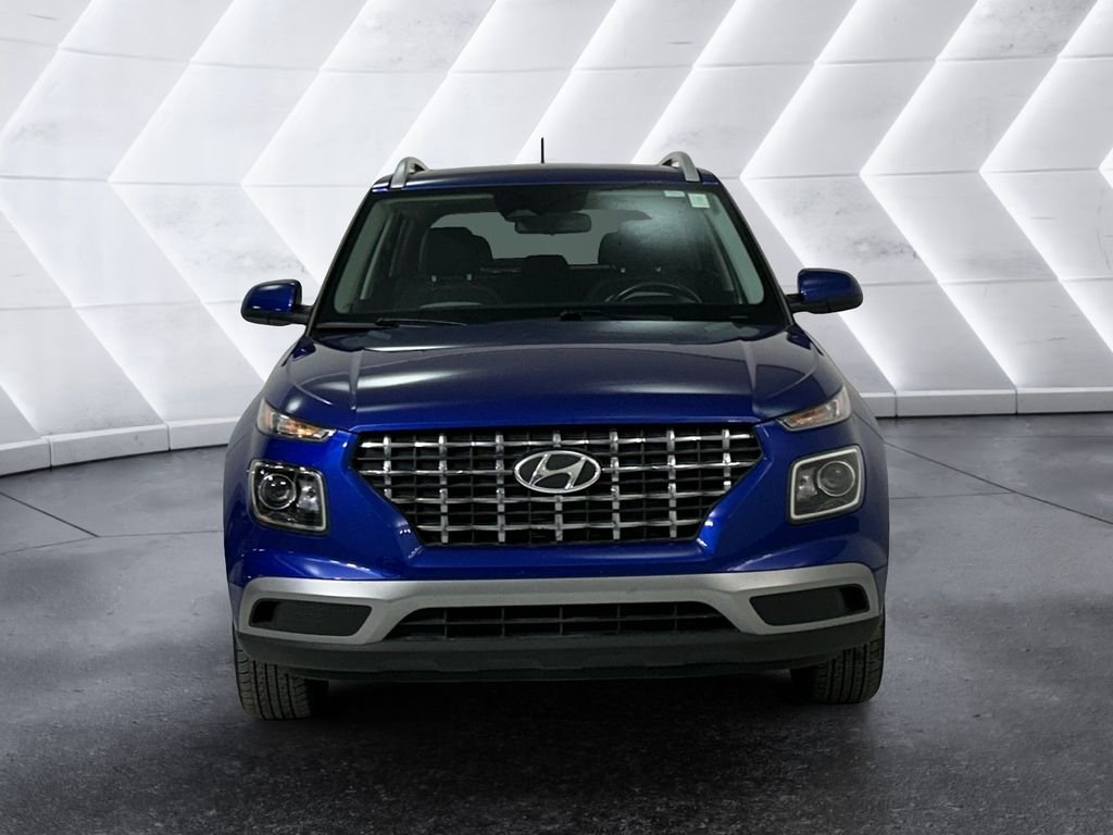 Used 2024 Blue Hyundai SEL image 2