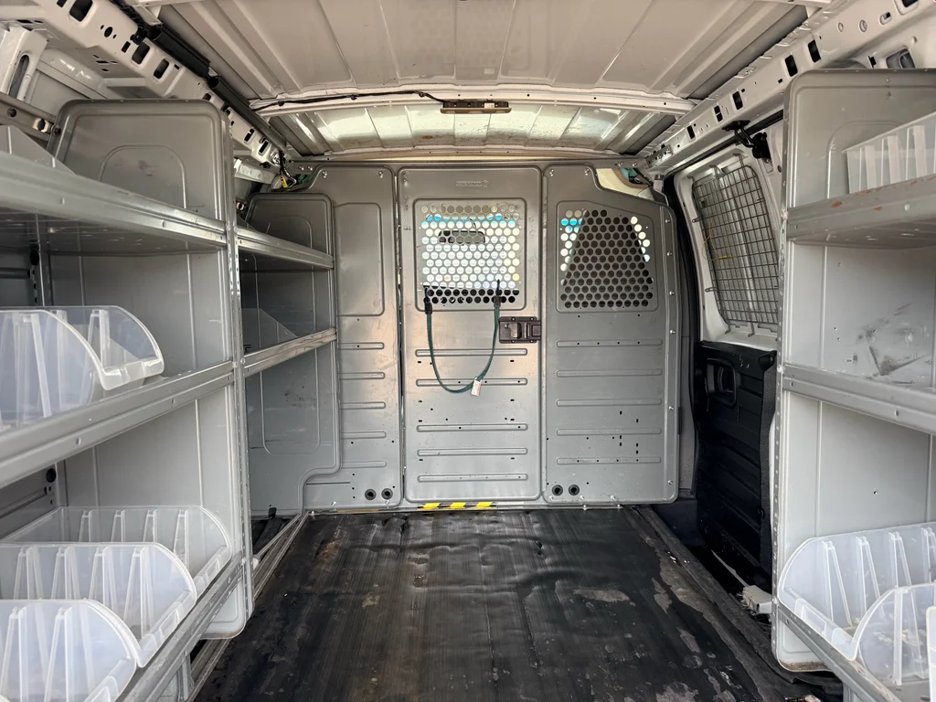 Used 2016 Summit White Chevrolet Work Van image 16