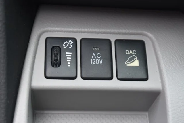 Used 2010 Blue Toyota Limited image 26