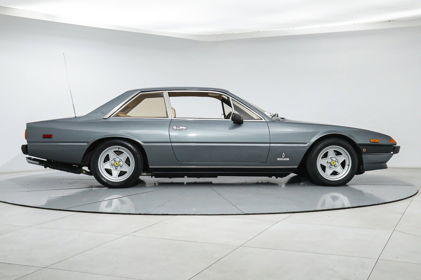 Used 1984 Silver Ferrari  image 9