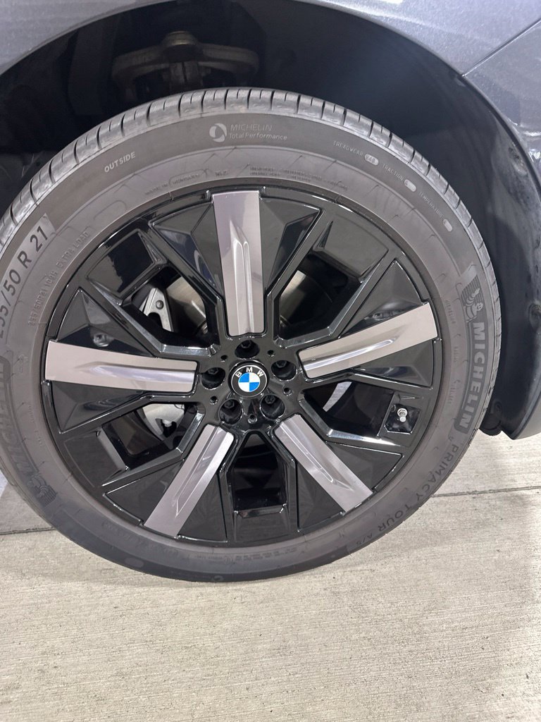 Certified Used 2024 Dark Graphite Metallic BMW xDrive50 image 15