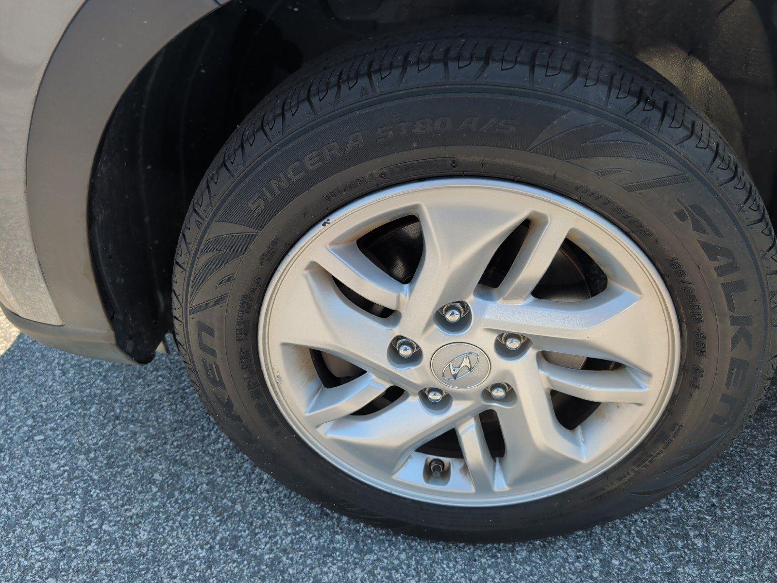 Used 2021 Galactic Gray Hyundai SE image 10