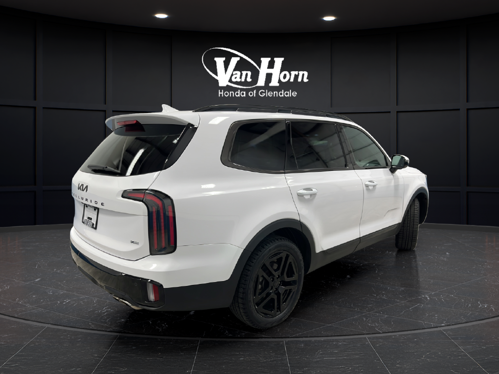 Used 2025 Glacial White Pearl Kia SX X-Line image 7