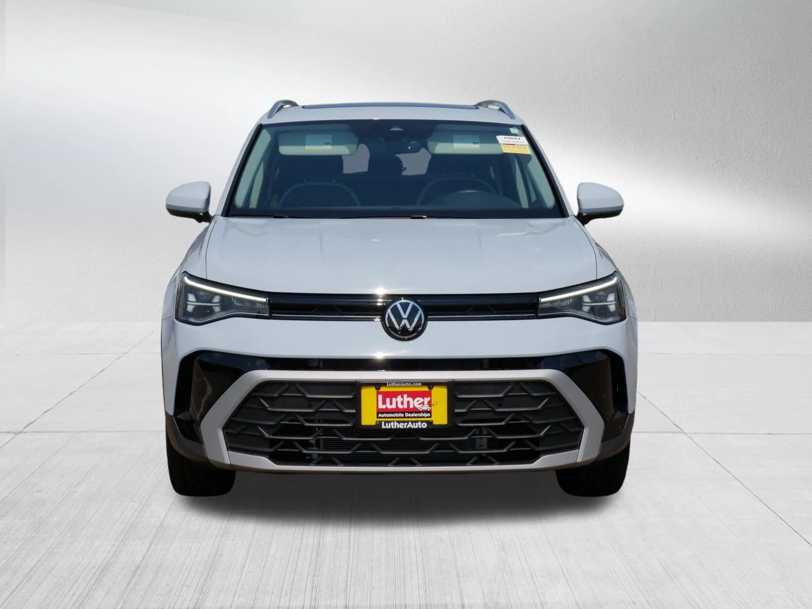 Certified Used 2025 Monument Gray Volkswagen SE image 2