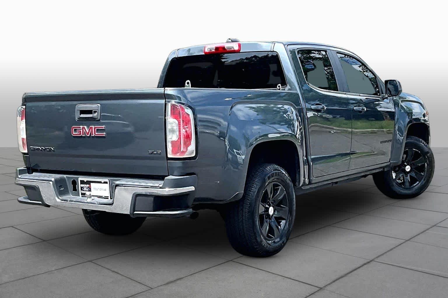 Used 2016 Cyber Gray Metallic GMC 2WD SLE image 13
