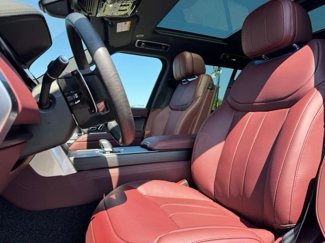New 2026 Carpathian Grey Land Rover SE image 14