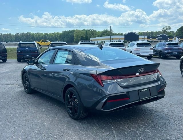 New 2026 Gray Hyundai SEL Sport image 3
