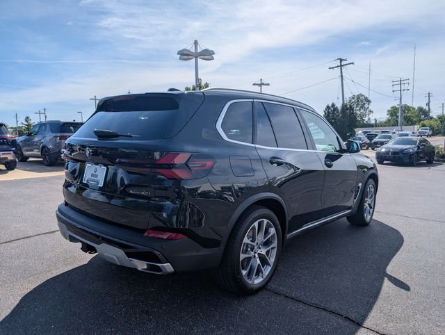 Certified Used 2026 Black Sapphire Metallic BMW xDrive40i image 5