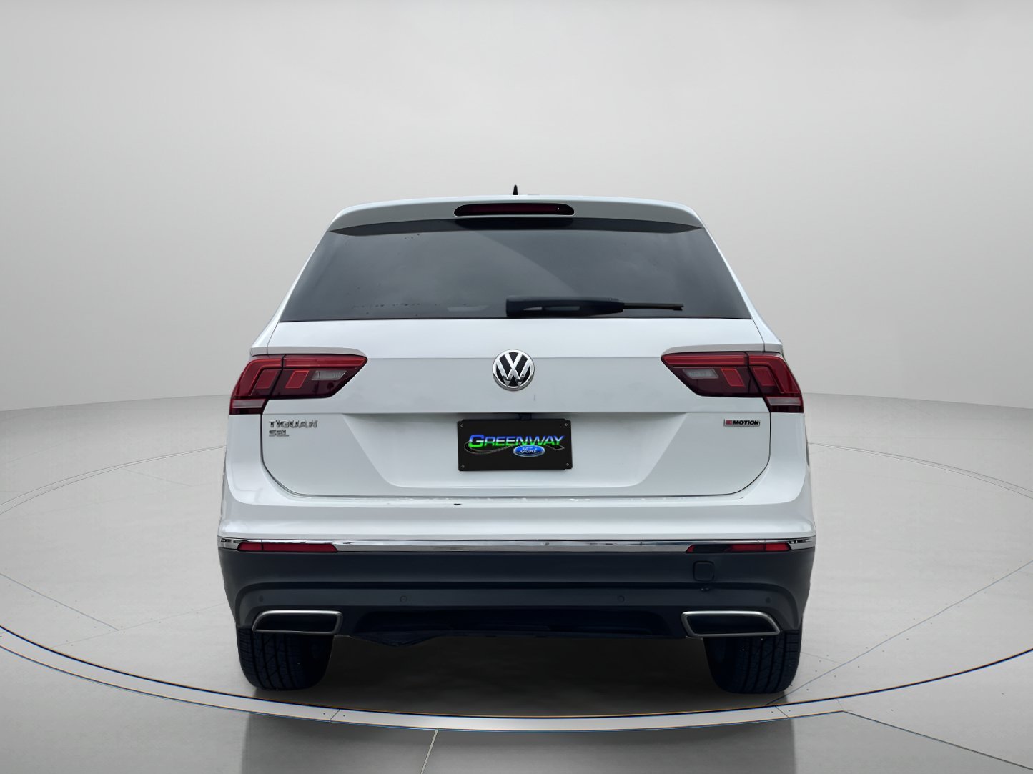 Used 2019 Pure White Volkswagen SEL Premium image 4