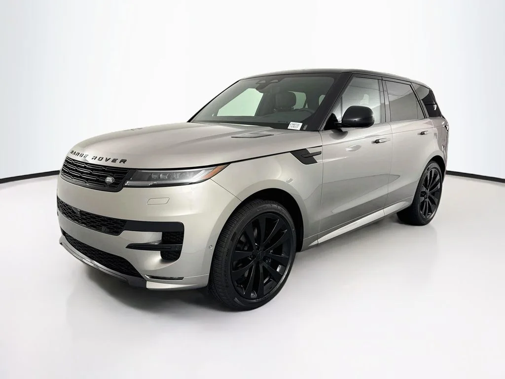 New 2026 Flux Silver Ultra Mettalic Gloss Land Rover Dynamic SE image 1
