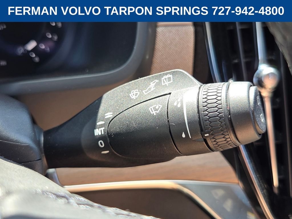 New 2026 Vapour Grey Volvo Plus image 33