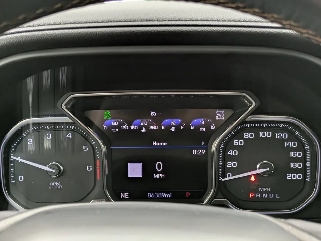 Used 2021 Black GMC AT4 image 7