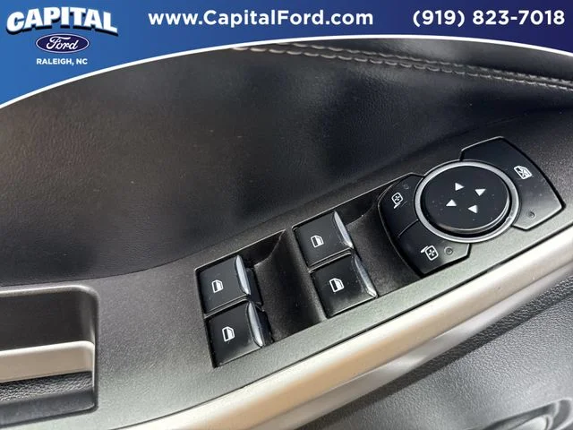 Used 2023 Silver Ford XLT image 21