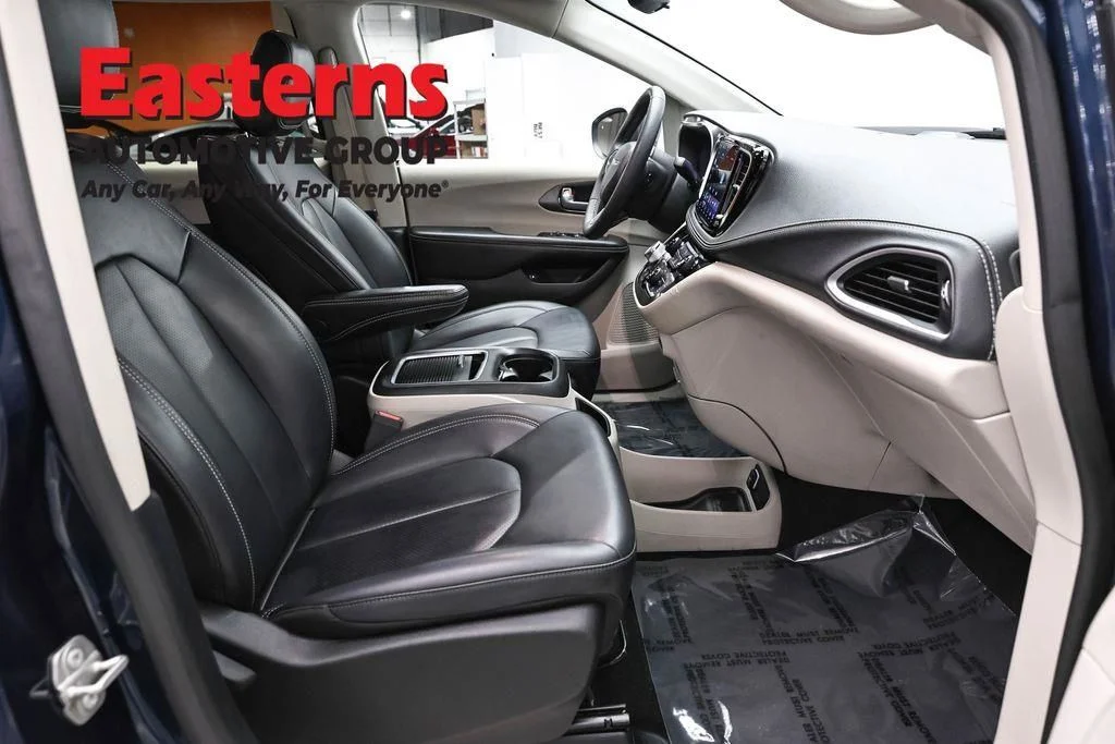 Certified Used 2023 Blue Chrysler Touring L image 27