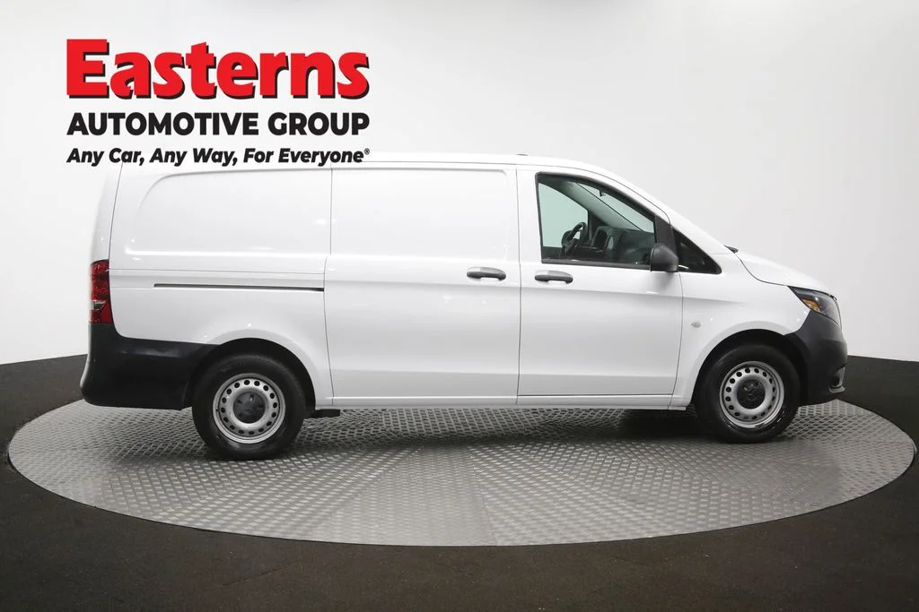 Used 2022 White Mercedes-Benz Cargo image 40