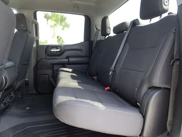Used 2025 Summit White Chevrolet Custom image 9
