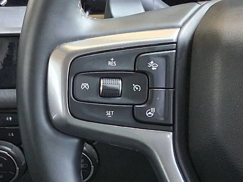 Used 2025 Sterling Gray Metallic Chevrolet LT Trail Boss image 12