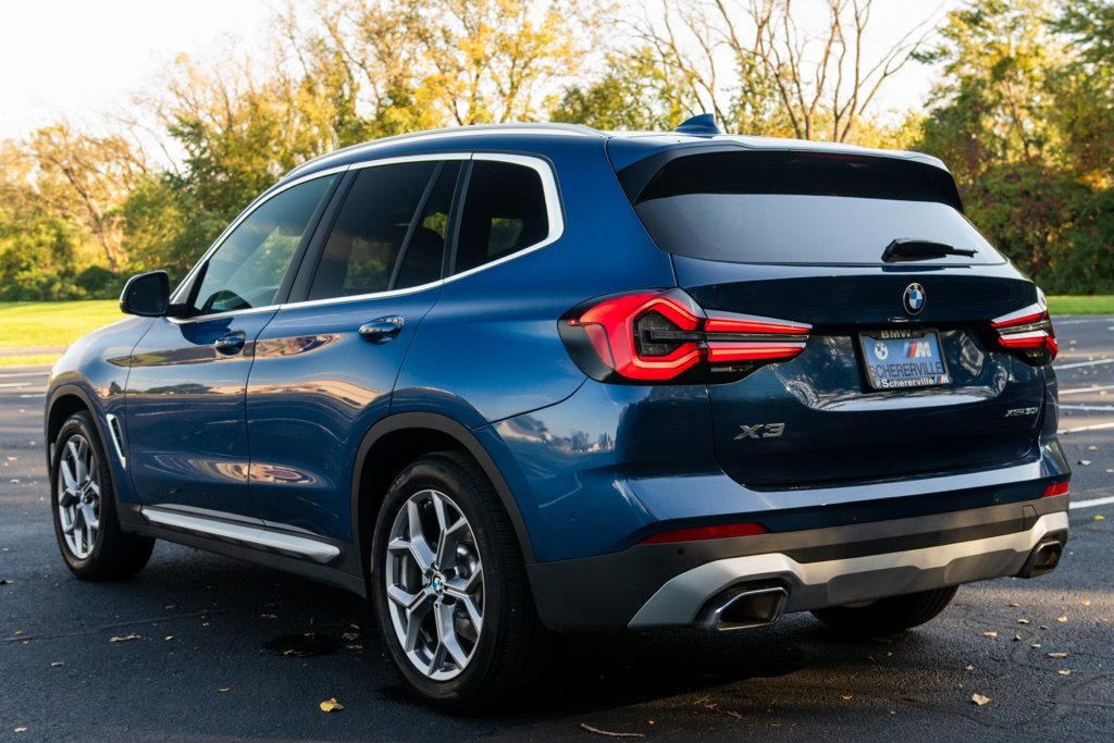 Certified Used 2024 Blue BMW xDrive30i image 5