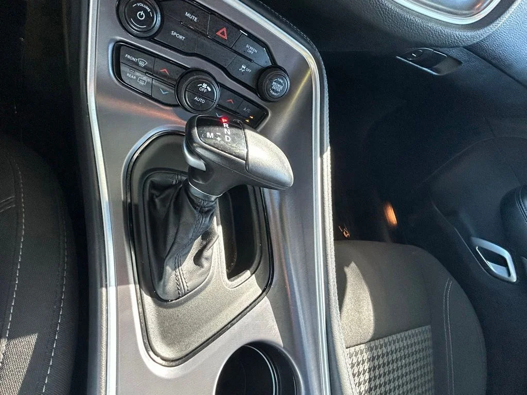 Used 2020 Gray Dodge SXT image 18