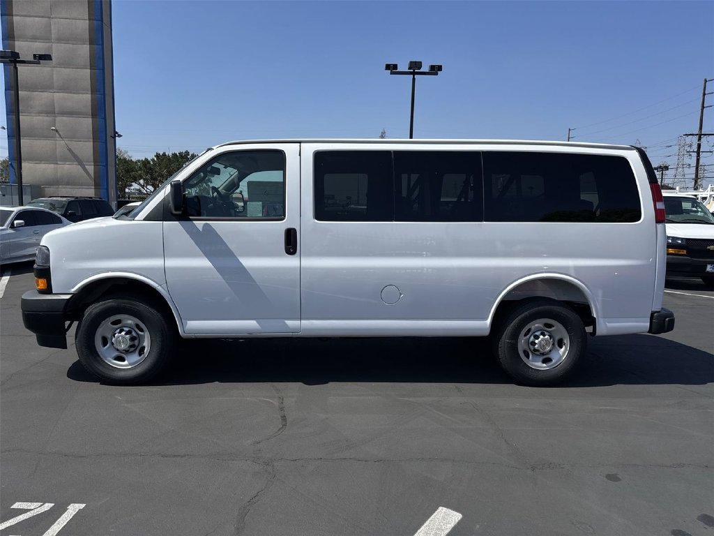 2026 Chevrolet Express Passenger LS - Photo 8