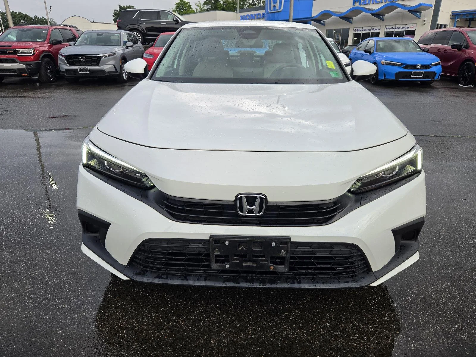 Used 2023 Platinum White Pearl Honda LX image 2