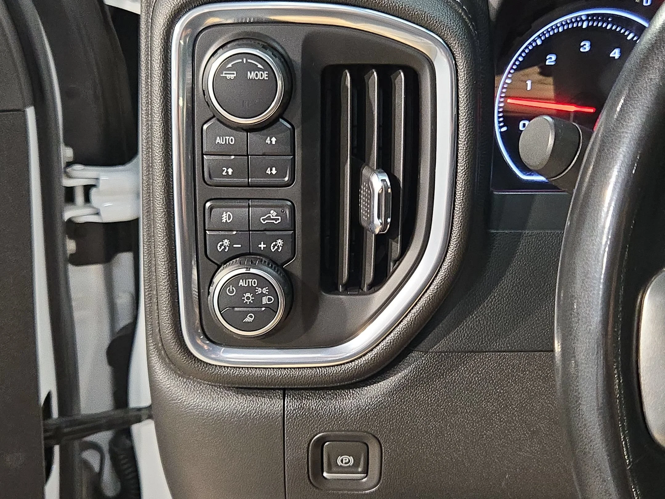 Used 2023 Summit White Chevrolet LTZ image 25