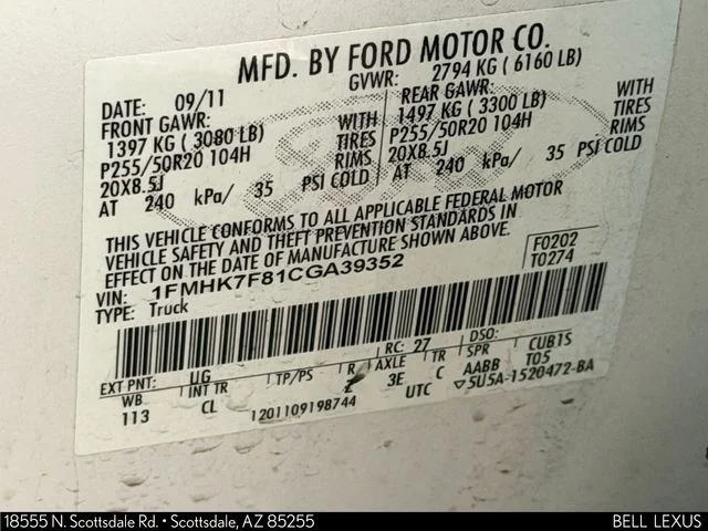 Used 2012 White Ford Limited image 32