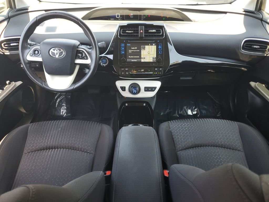 Used 2017 Classic Silver Metallic Toyota Plus image 10