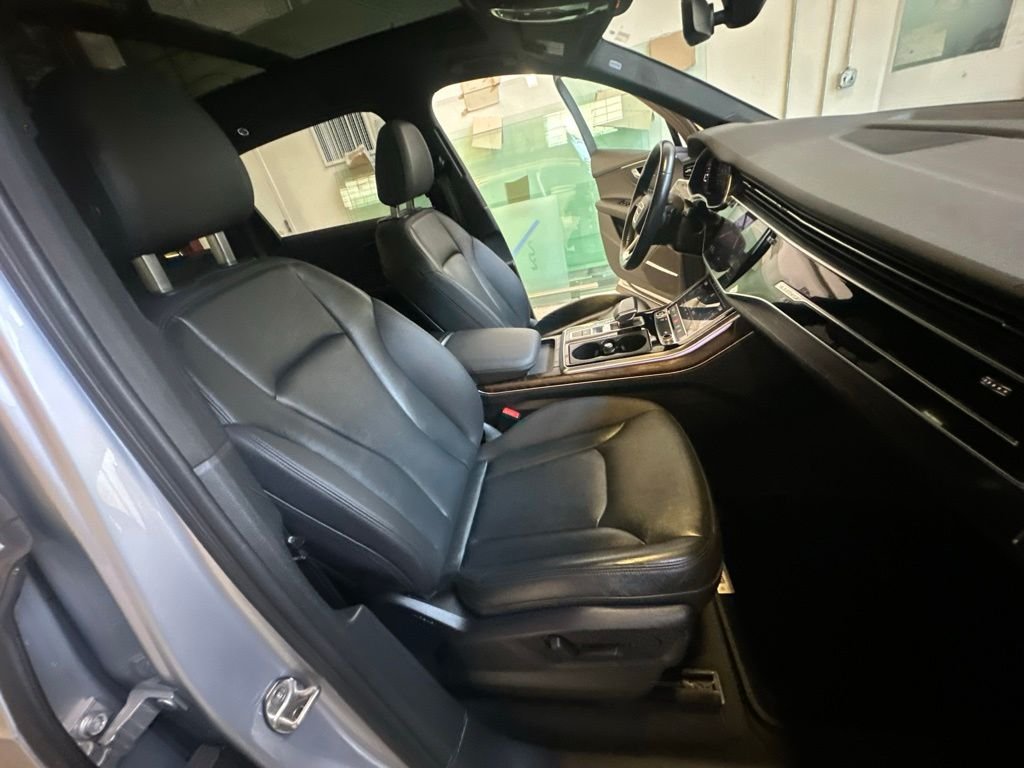 Used 2021  Audi 45 Premium Plus image 40
