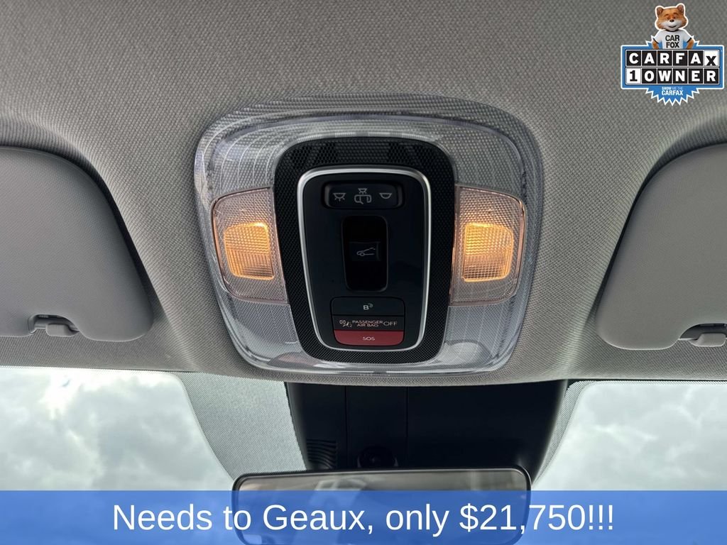 Used 2025 Gray Hyundai SEL Convenience image 49