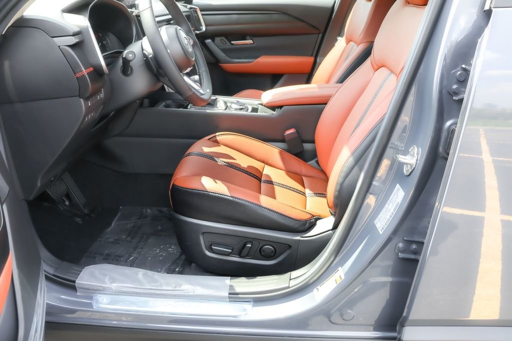 Used 2025 Gray Mazda 2.5 Turbo Premium Package image 17