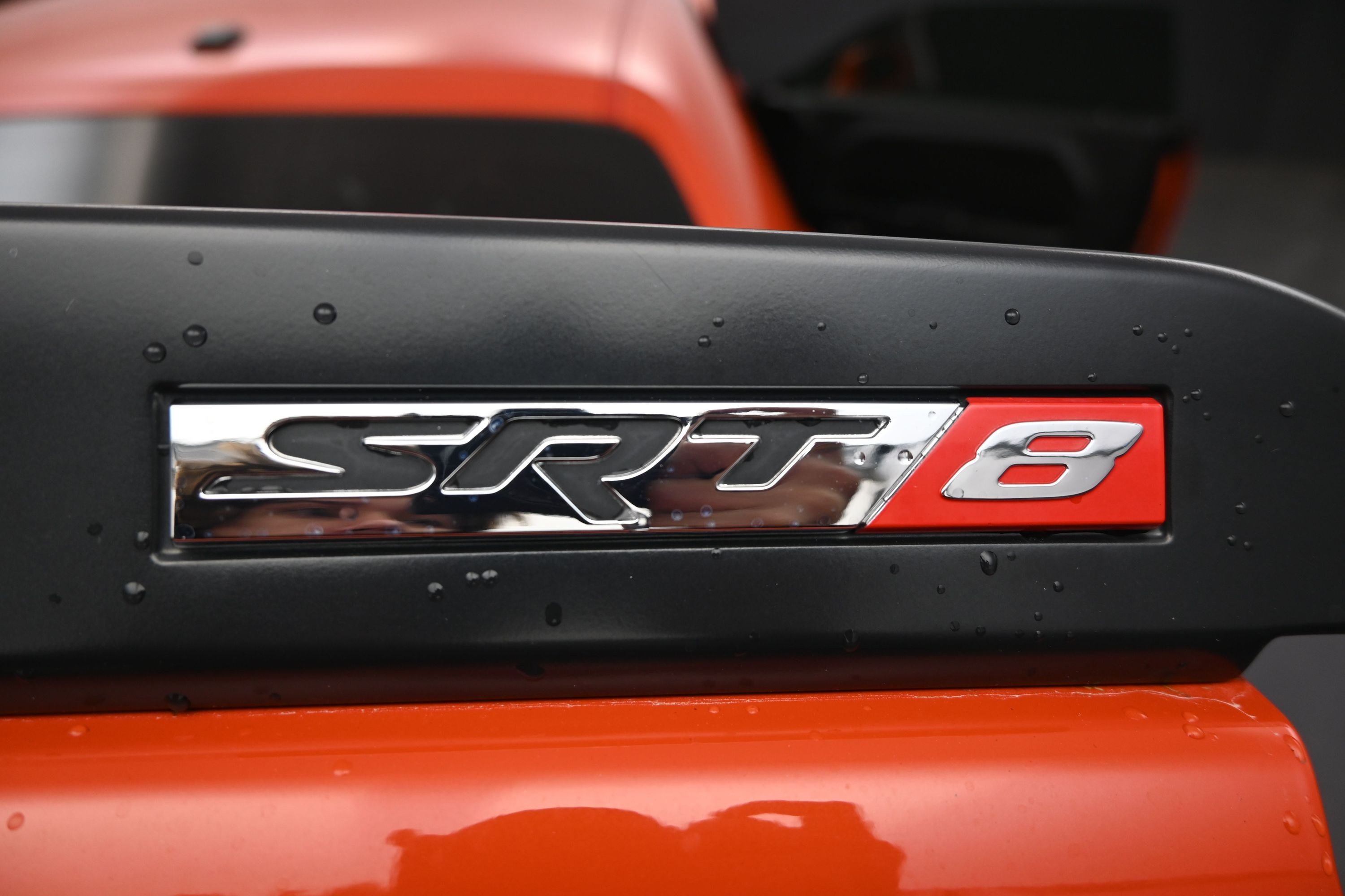Used 2009 Hemi Orange Pearl Dodge SRT8 image 16