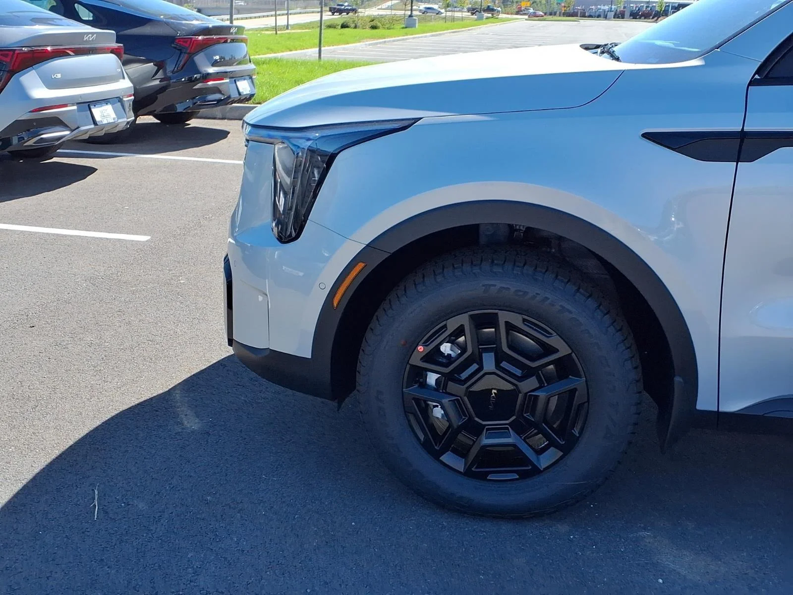 New 2026 Ivory Silver Kia X-Pro SX Prestige AWD image 21
