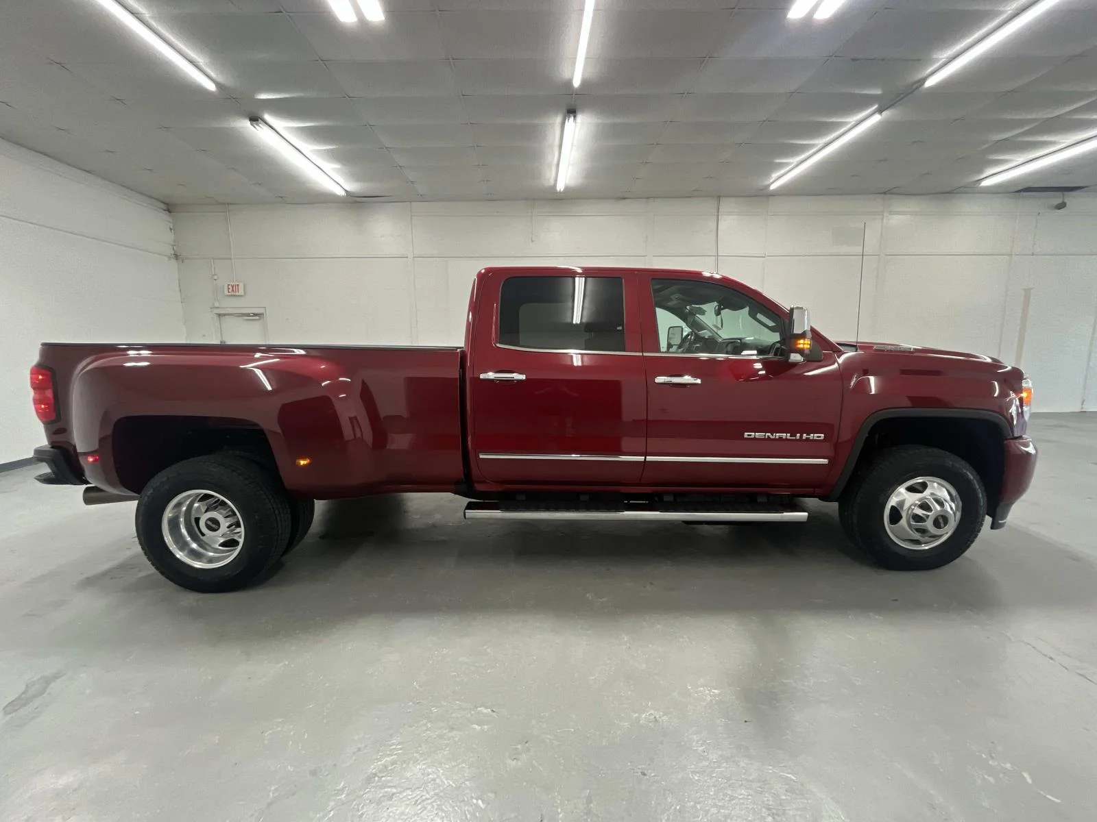 Certified Used 2019 RED QUARTZ TINTCOAT GMC Denali image 2